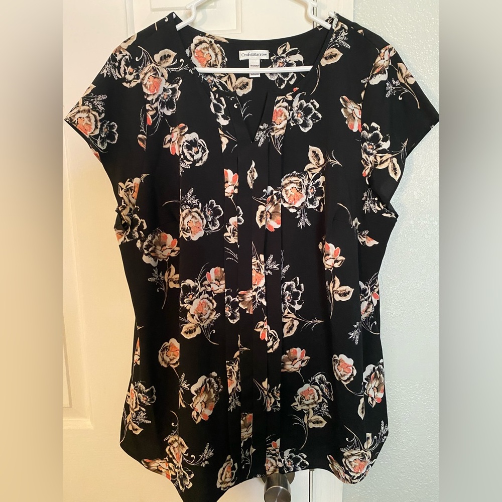 Floral top